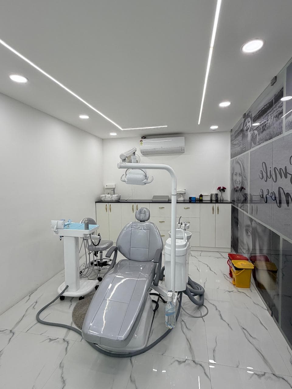 Advanced dental treatment chair at Vanya Dental
